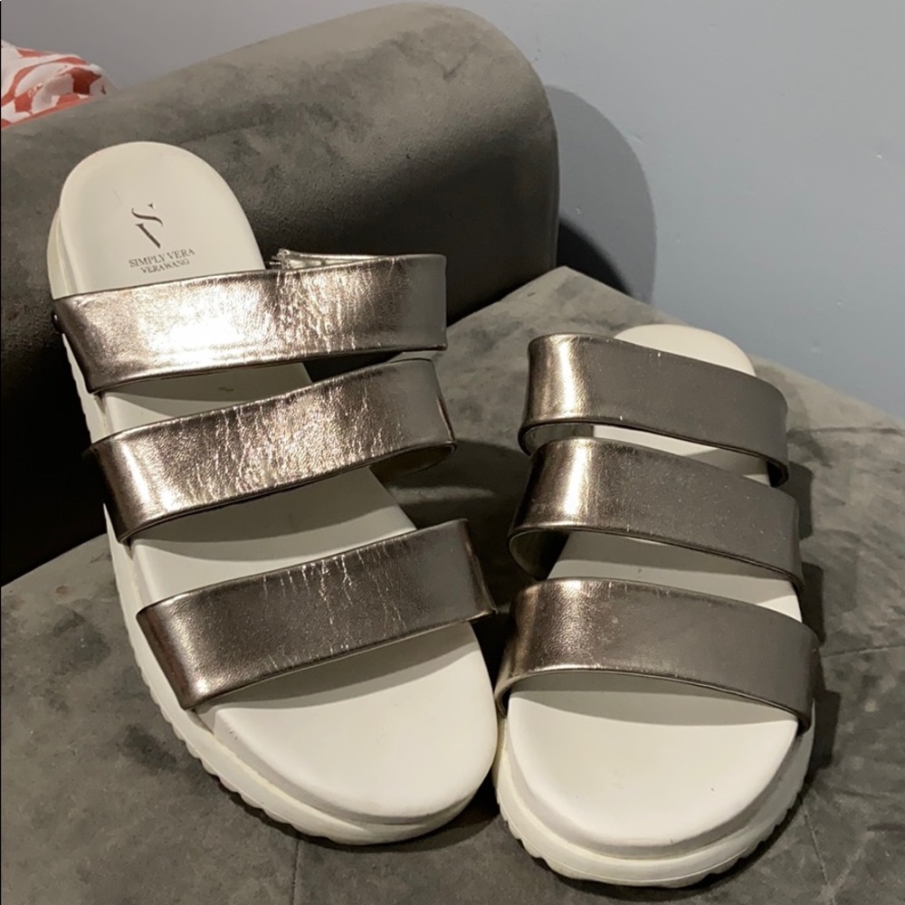 Vera Wang Metallic slides sandals